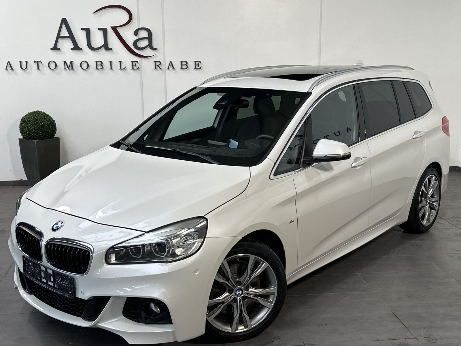 Fahrzeugabbildung BMW 220d Gran Tourer M-Sport NAV+LED+AHK+PANO+HIFI