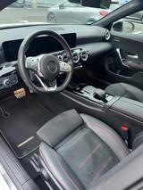 Mercedes-Benz AMG-Line | Panoramadach | Ambiente Beleuchtung - Mercedes-Benz CLA 200 in Mönchengladbach