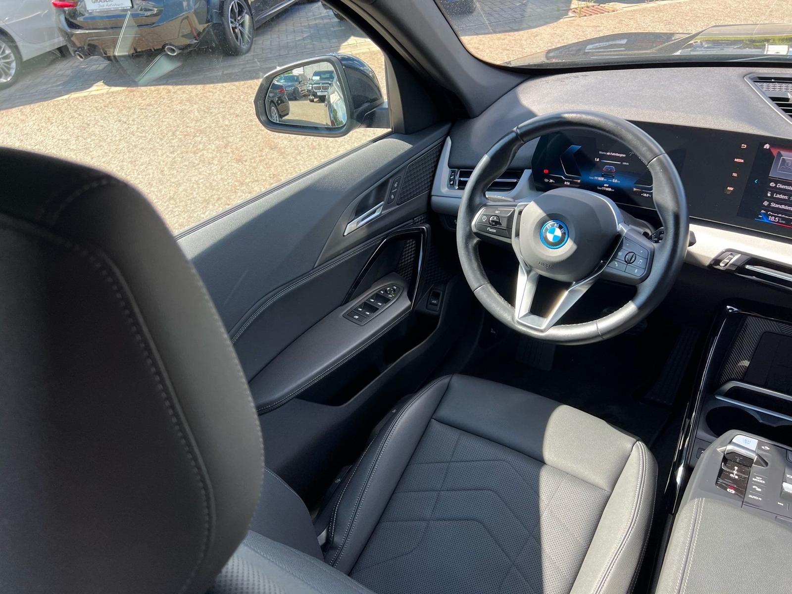 BMW iX1 xDrive30 DAB LED Komfortzg. Shz BATTERIE 100, миниатюра 28