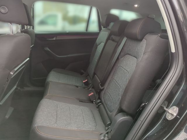 Fahrzeugabbildung SKODA Kodiaq 2.0 TDI DSG 4x4 Clever AHK DCC CANTON 7-S