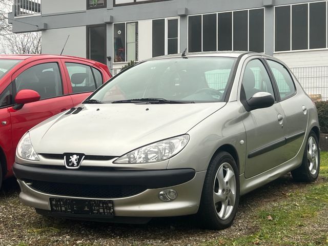 Peugeot 206 Grand Filou 2.0HDi , Neuer TüV, 68TKM, Klima