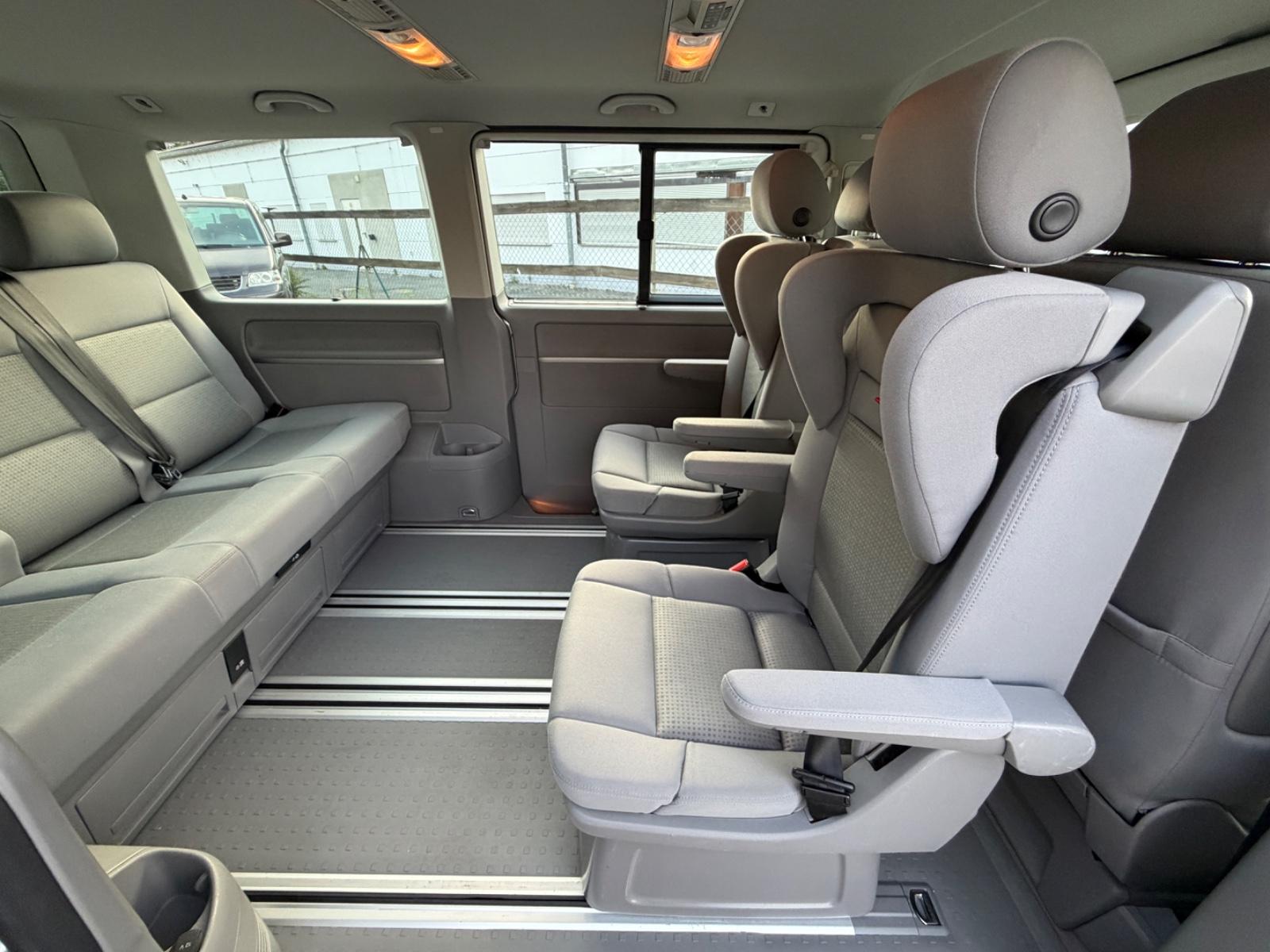 VOLKSWAGEN T5 MULTIVAN 2.0 TDI 140ch DSG - CONFORTLINE - 1ère MAIN - CLIM AUTO - RÉGULATEUR