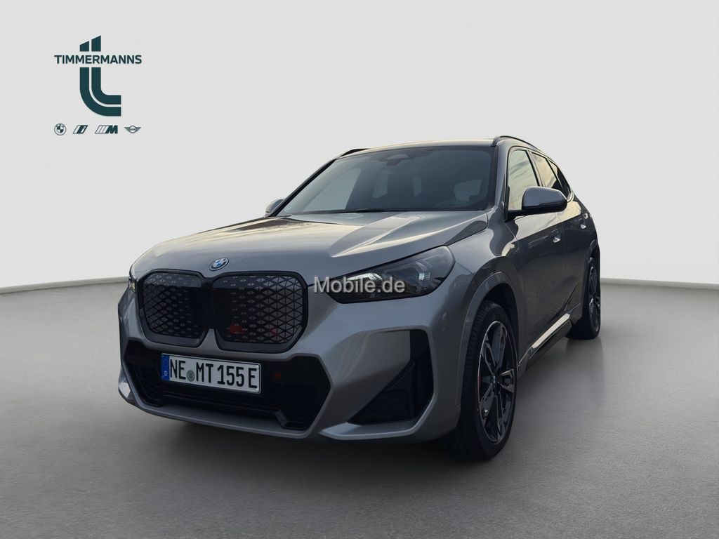 BMW iX1 xDrive30 AKTIONSMODELL