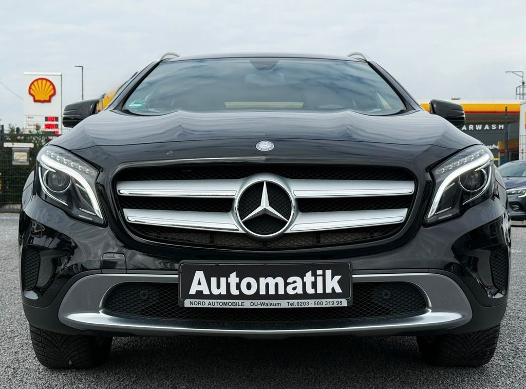 Image of Mercedes-Benz GLA 220