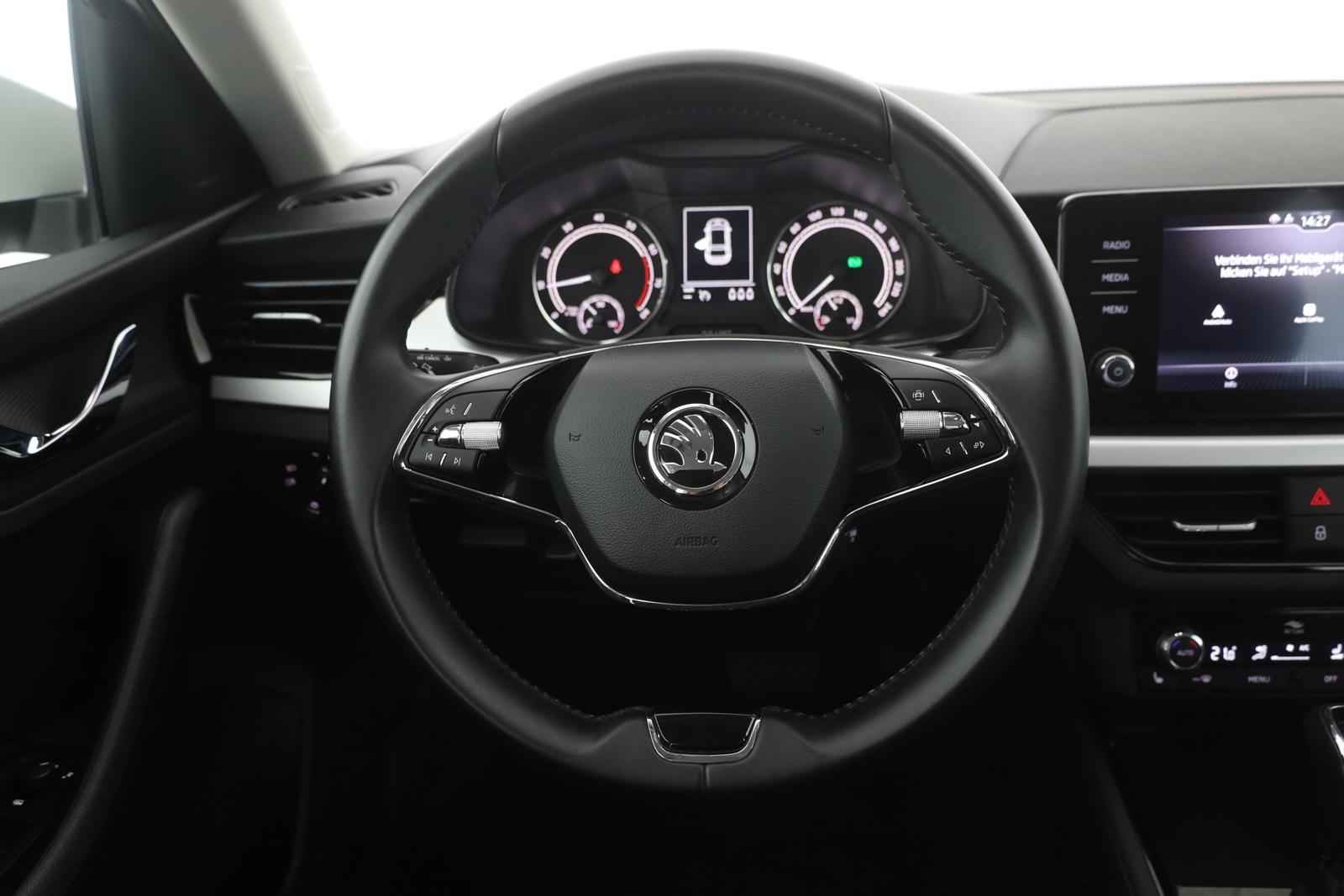 Skoda Scala 1.0 TSI DSG LED Kamera Sitzheizung DAB