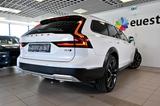 Volvo CROSS Country AWD H&K 360c Webasto ULTIMATE - weiße Volvo V90 Cross Country