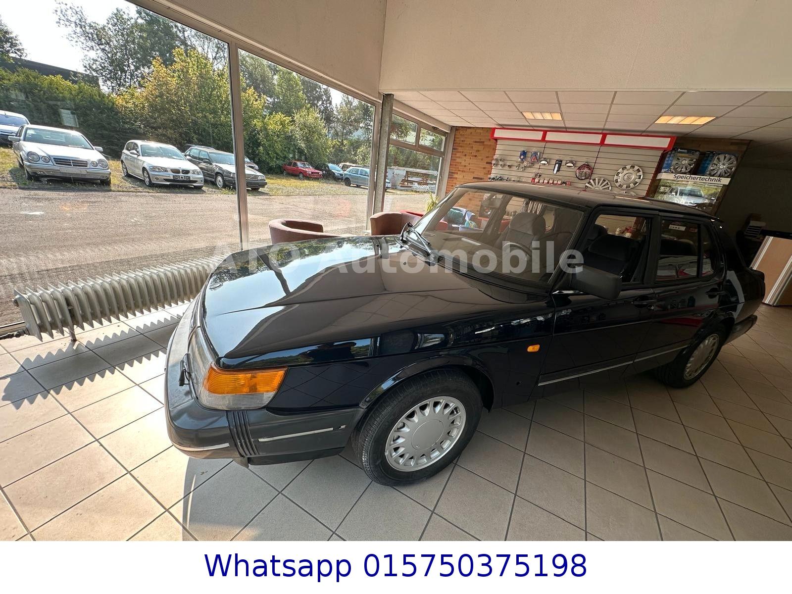 Saab 900