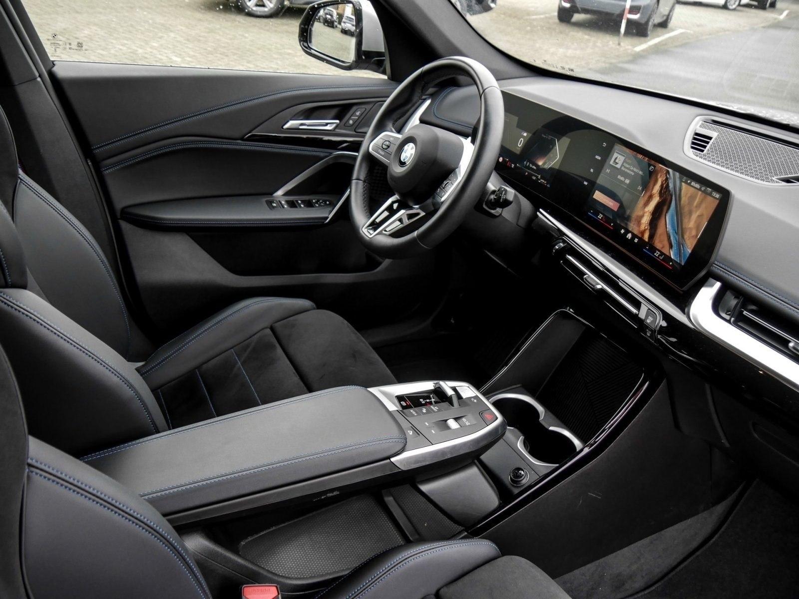 BMW X1 sDrive18i 19" M SPORT PRO DA PA SHZ
