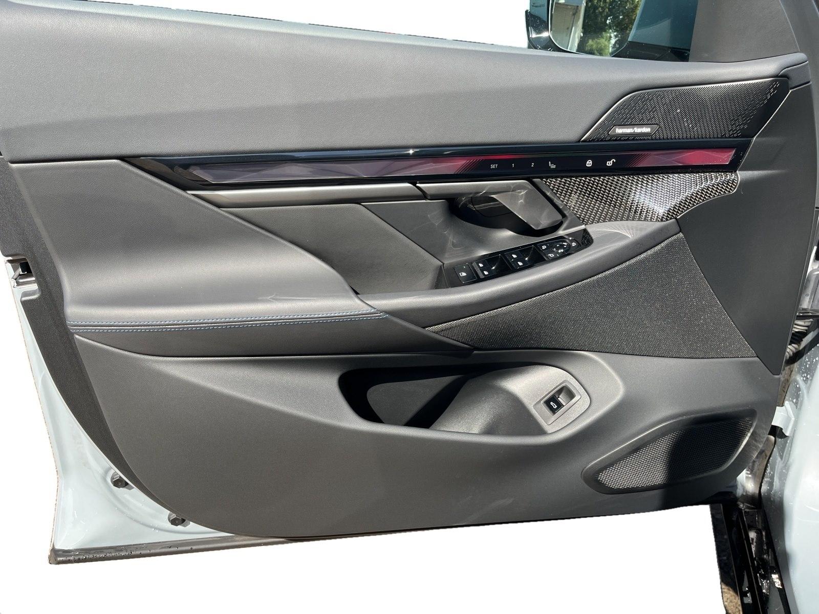 BMW 530e xDrive AHK 360° HEAD-UP SITZBELÜFT RFK HIFI