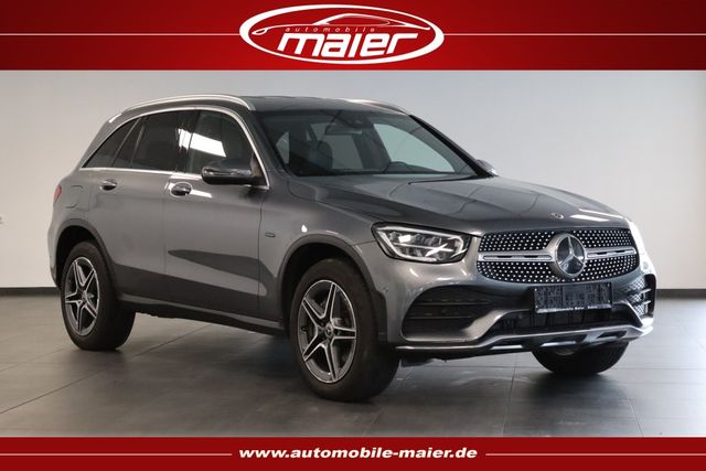 Mercedes-Benz GLC 300 de 4M. AMG Line-NAV-LED-Kamera-Ambiente-