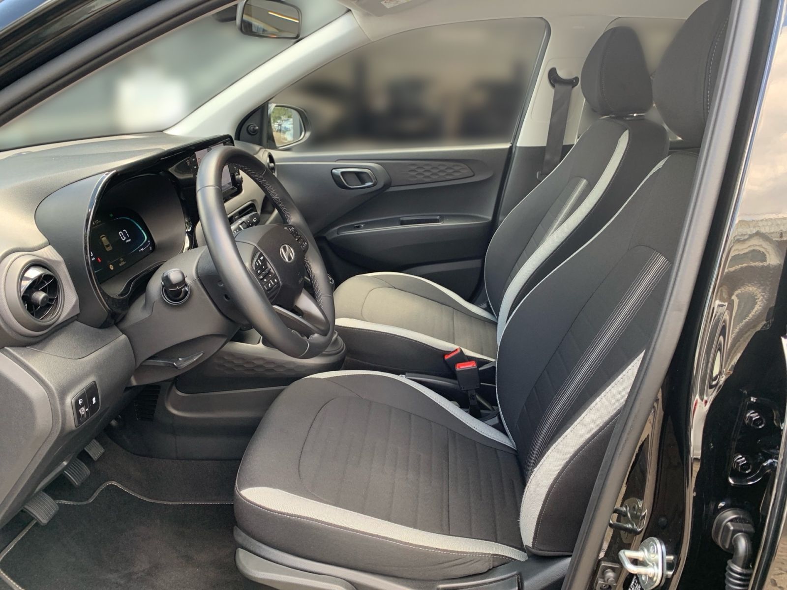 Fahrzeugabbildung Hyundai i10 1.0 Select Navi Kamera Allwetter