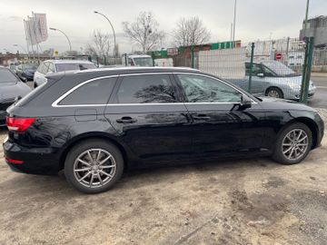 Audi A4 - 4