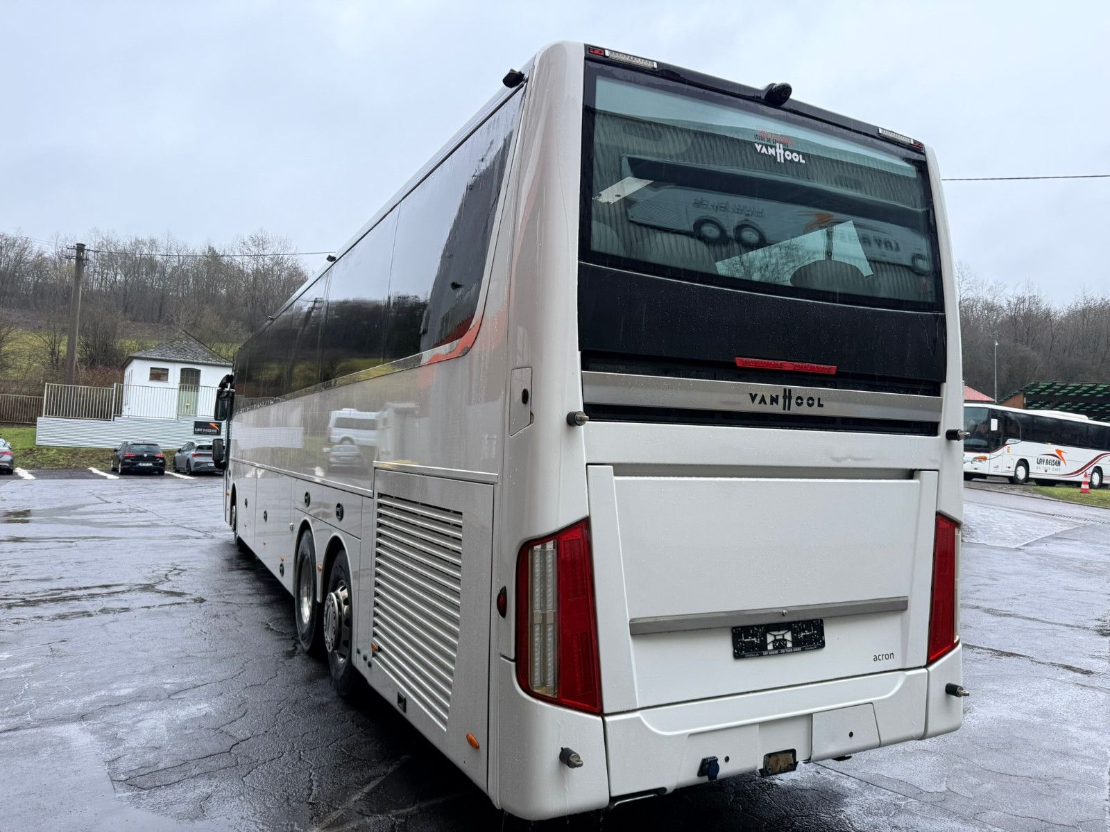 VANHOOL  2017 - Image 5 of 35