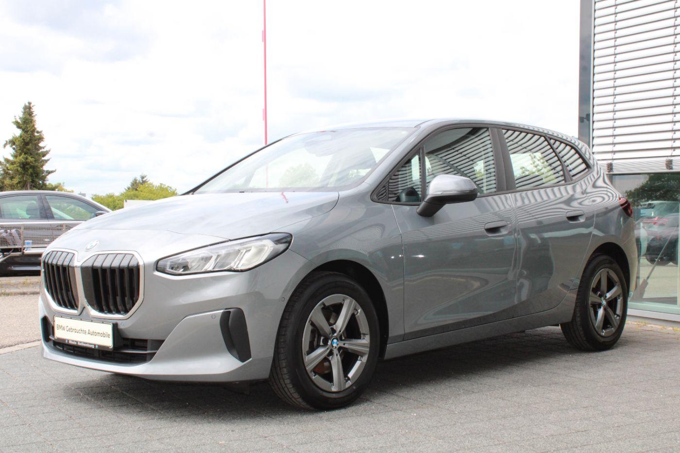 BMW 218i Active Tourer Navi LED SH Kamera DAB Alu