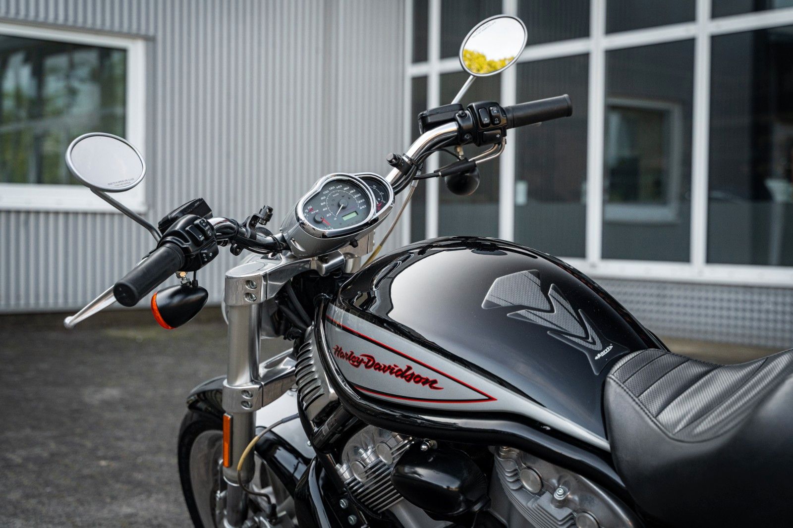 Fahrzeugabbildung Harley-Davidson VRSCR STREET ROD - SEHR GEPFLEGT -