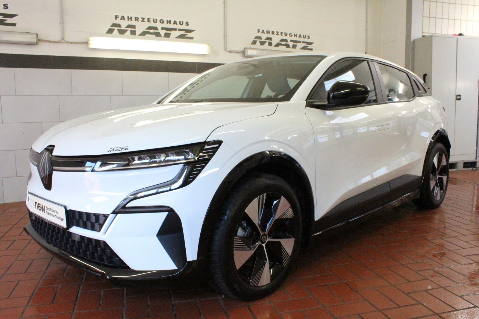 Fahrzeugabbildung Renault Megane E-Tech EV40 130hp Equilibre  Boost charge