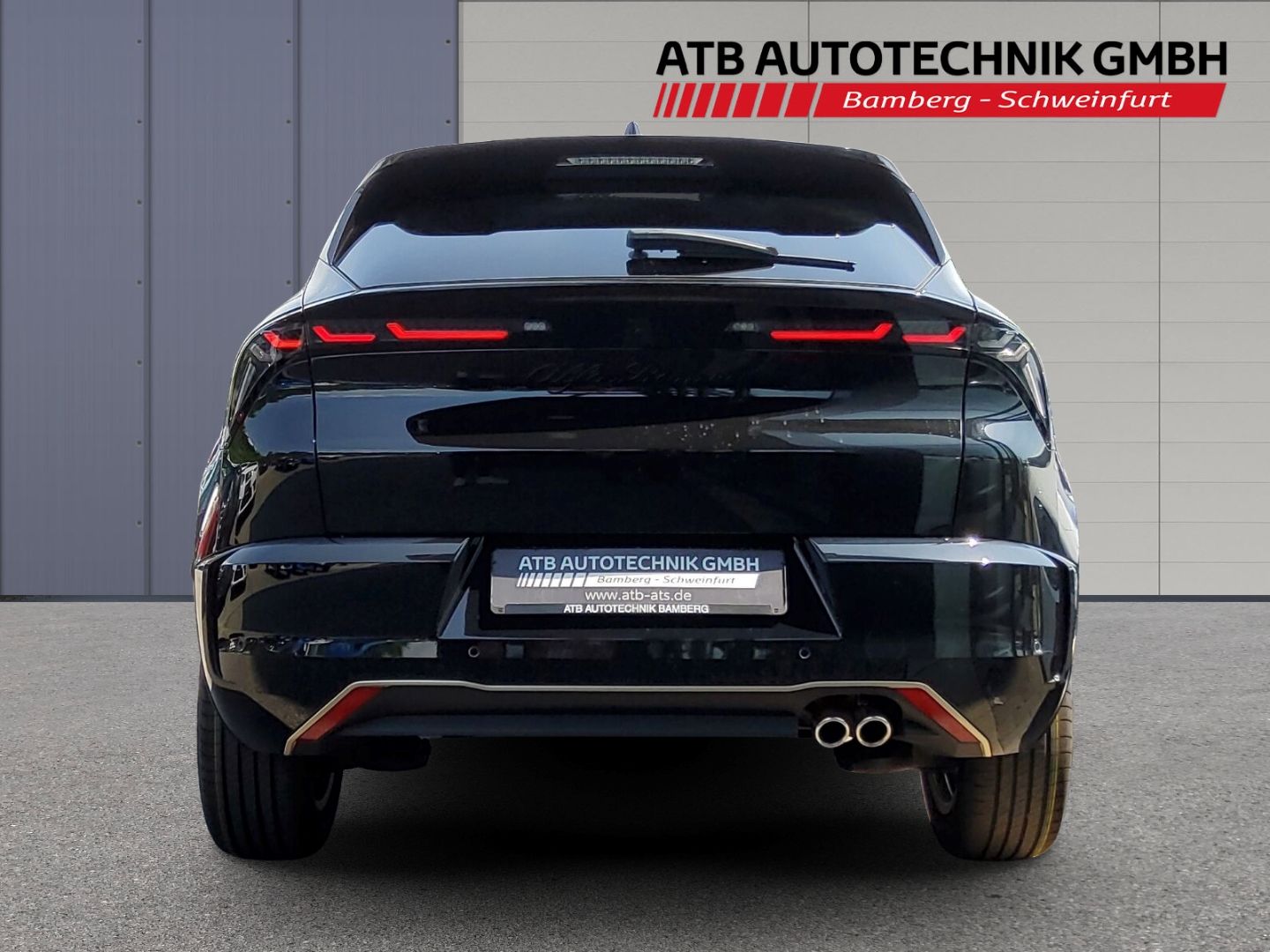 Fahrzeugabbildung Alfa Romeo Junior Intensa Sondermodell, SHZ, Navi, 360°, 1,