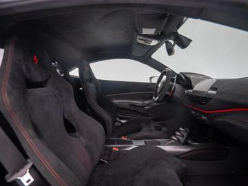 2019 Ferrari 488 PISTA — миниатюра 20