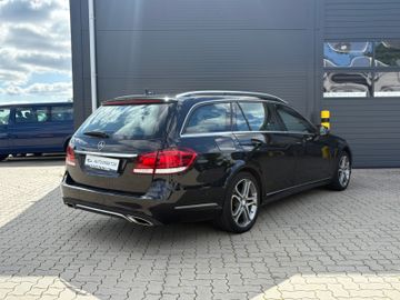 Mercedes E 200 - 11