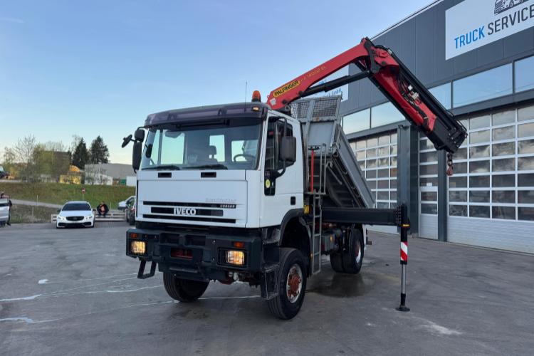 Iveco Cursor 270 4x4 Palfinger PK14002-4 2018