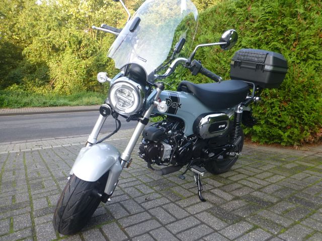 Honda Dax 125