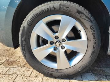 Bild 18 Skoda Kamiq Ambition +PDC+SHZ+CARPLAY+BT+ALU+Allwetter