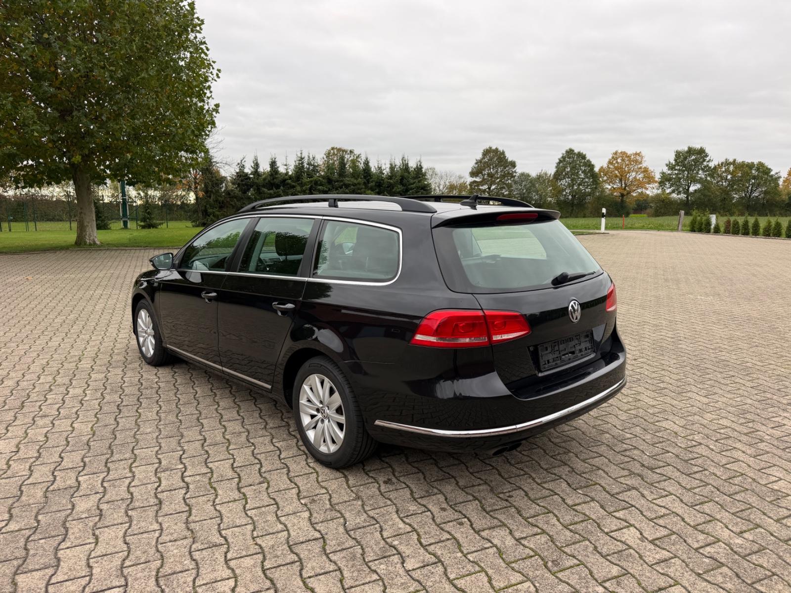 Volkswagen Passat 2011 — photo 5