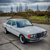 Mercedes-Benz E 230 - weiße Mercedes-Benz E 230