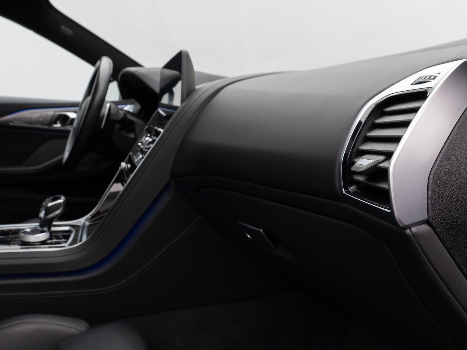 Fahrzeugabbildung BMW M850i xD GC 360° Laser SoftCl DAB Individual 20"