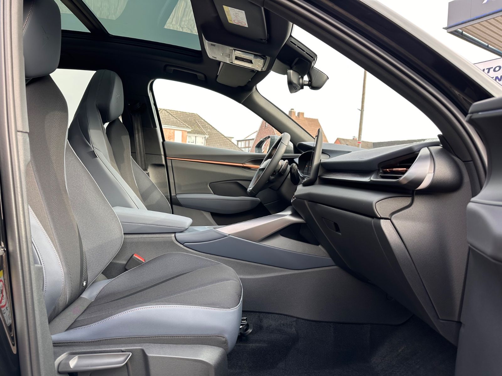 Fahrzeugabbildung CUPRA Terramar 2.0 TSI 4Drive VZ DSG Pano/ACC/AHK/NAVI