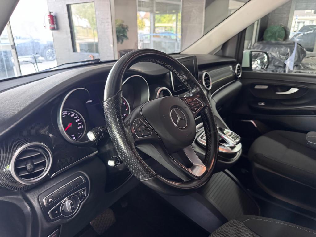 Mercedes-Benz V 250