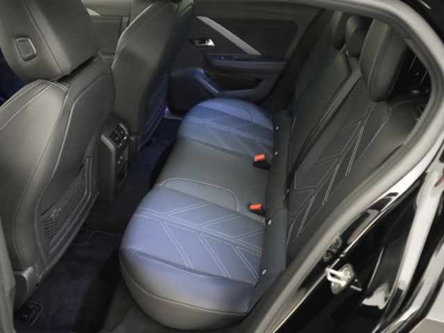 Astra L LIM GS AT+AHK+LED MATRIX+NAVI+360 GRAD K