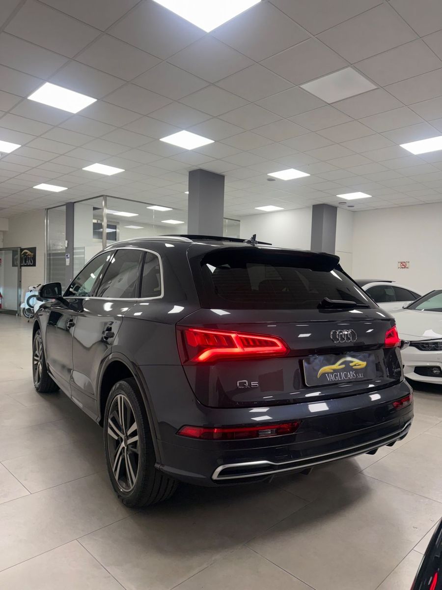 Audi Q5 40 TDI quattro S tronic line plus