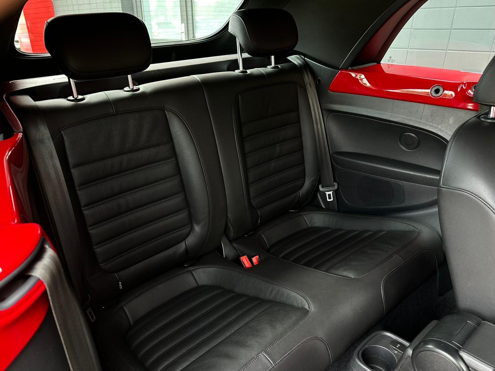 Volkswagen Coccinelle Cabriolet 2.0 TDI R-Line – Cuir – Navigation - Xenon