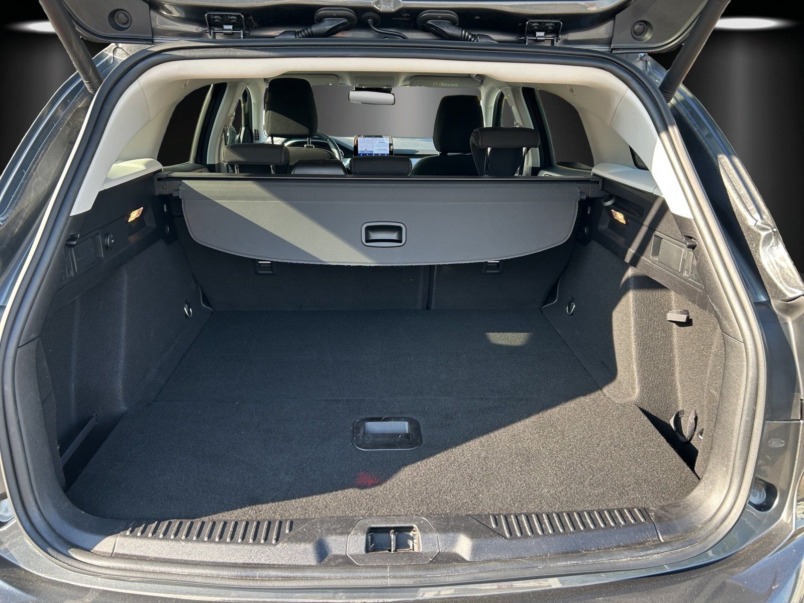 Fahrzeugabbildung Ford Focus 1.0 EcoBoost Titanium Kamera/Navi/LED