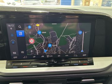 Ford Grand Tourneo Connect PHEV Titanium