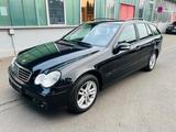 Mercedes-Benz C 200 C -Klasse T-Modell C 200 T Kompressor - gebrauchte Mercedes-Benz C 200 aus dem Jahr 2005