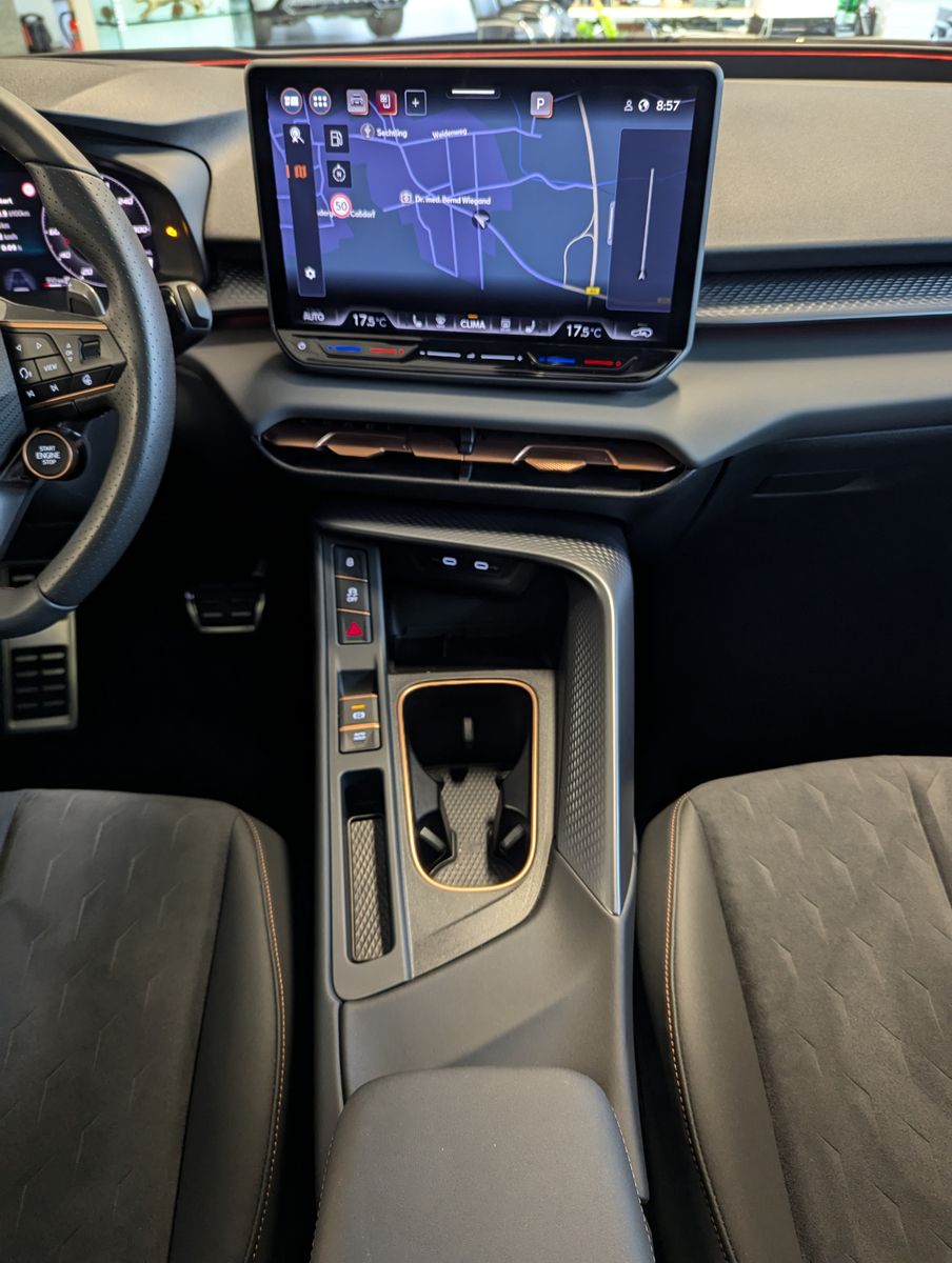 CUPRA Terramar 2.0 VZ 4D Drive-XL HUD Matrix Pano 20" - Image 20
