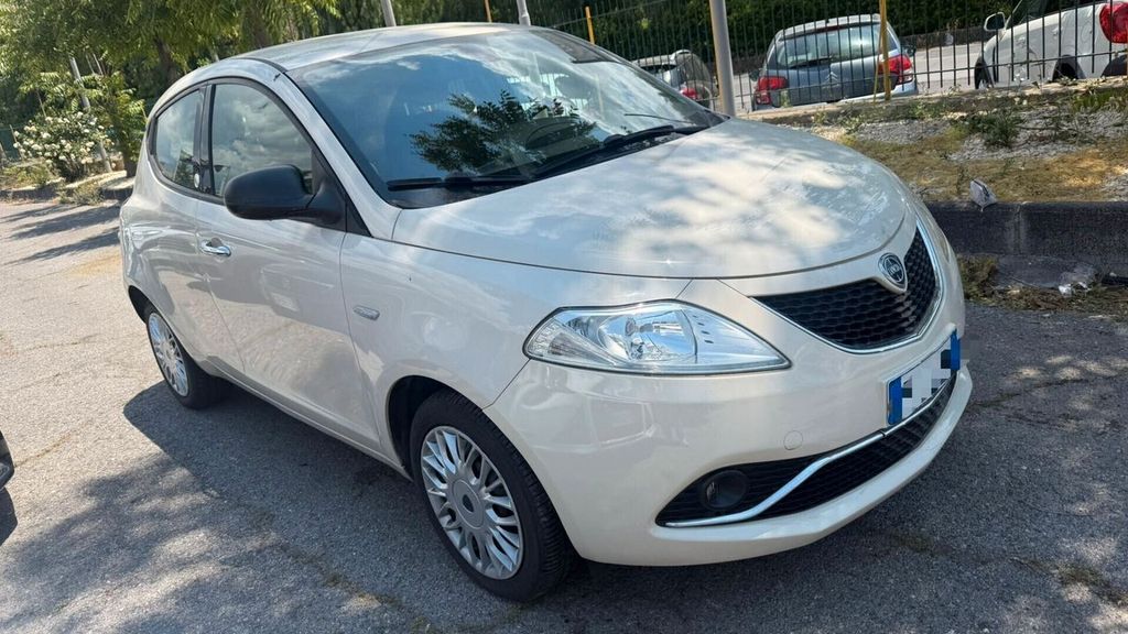 Image of Lancia Ypsilon