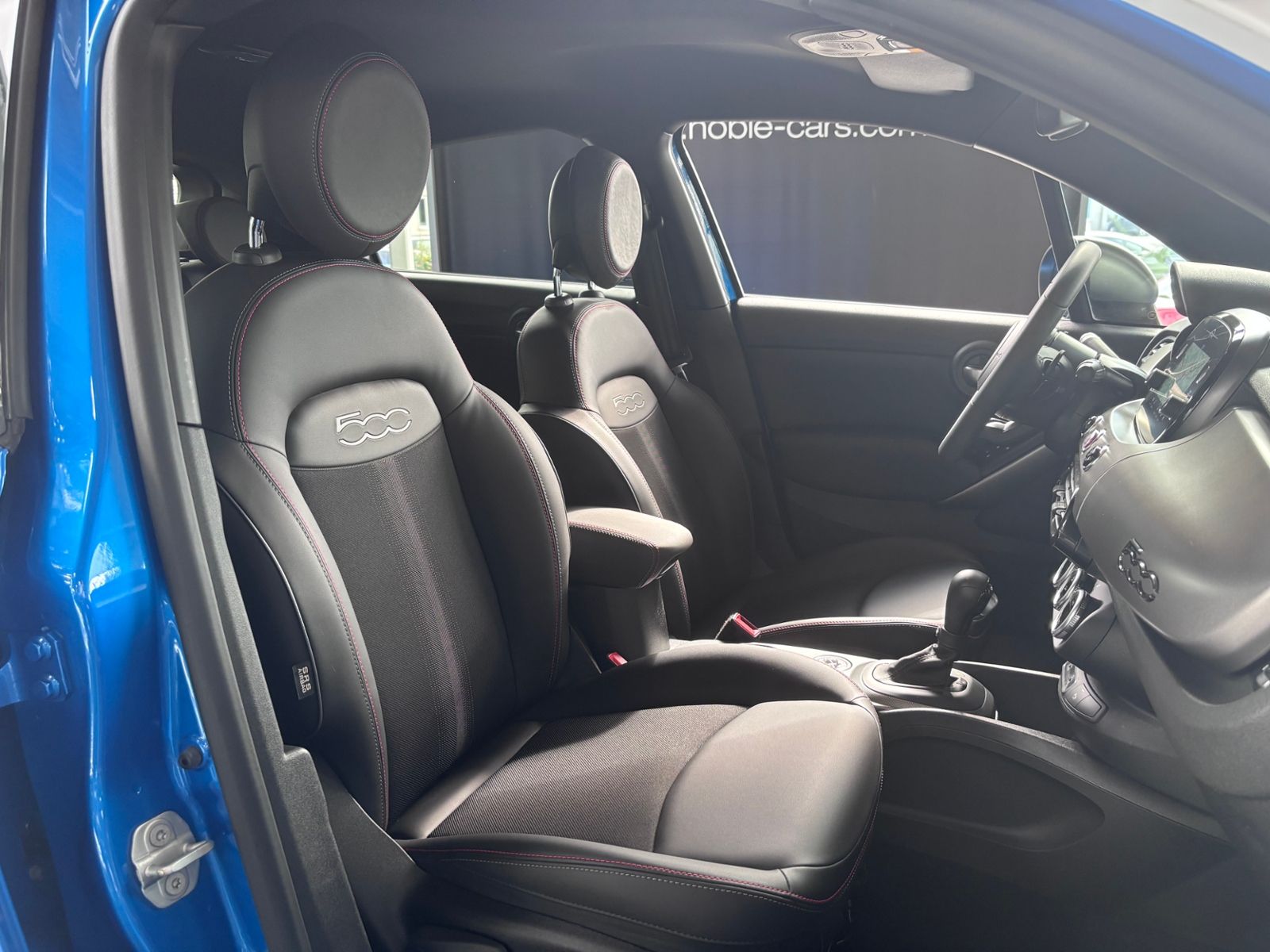 Fahrzeugabbildung Fiat 500X Sport KLIMA LED NAVI ALU