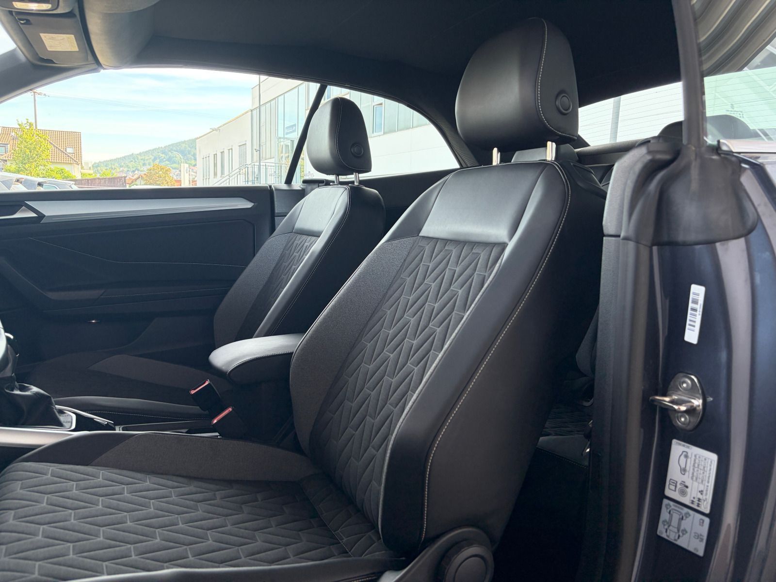Volkswagen T-Roc - Bild 13