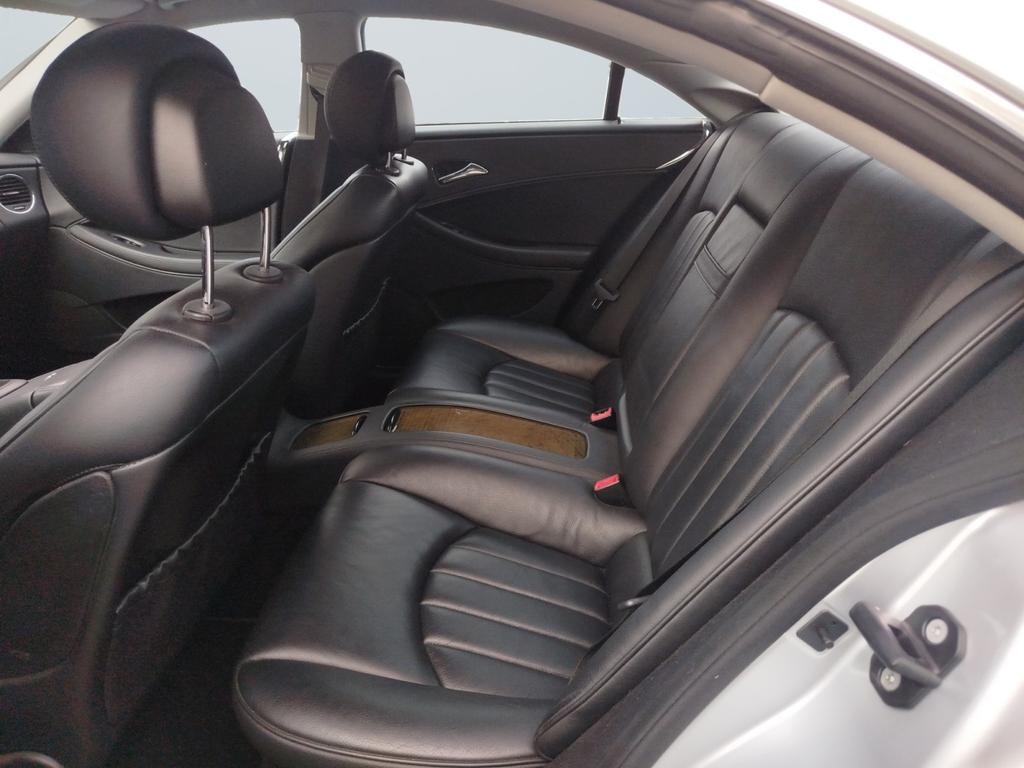 Mercedes-Benz CLS 320