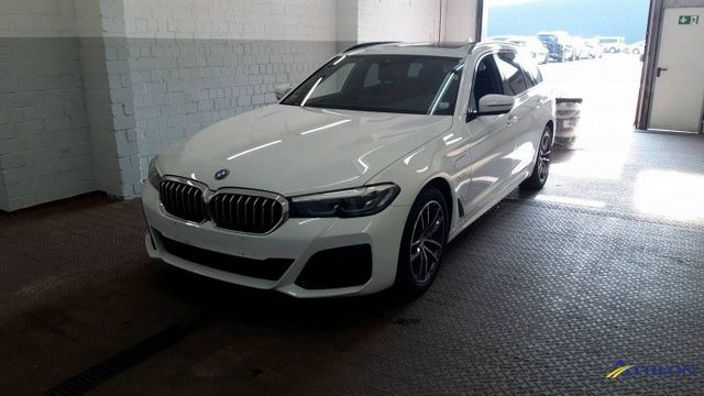 BMW 530e xDrive Touring M Sport Navi LED SiHz PDC AH