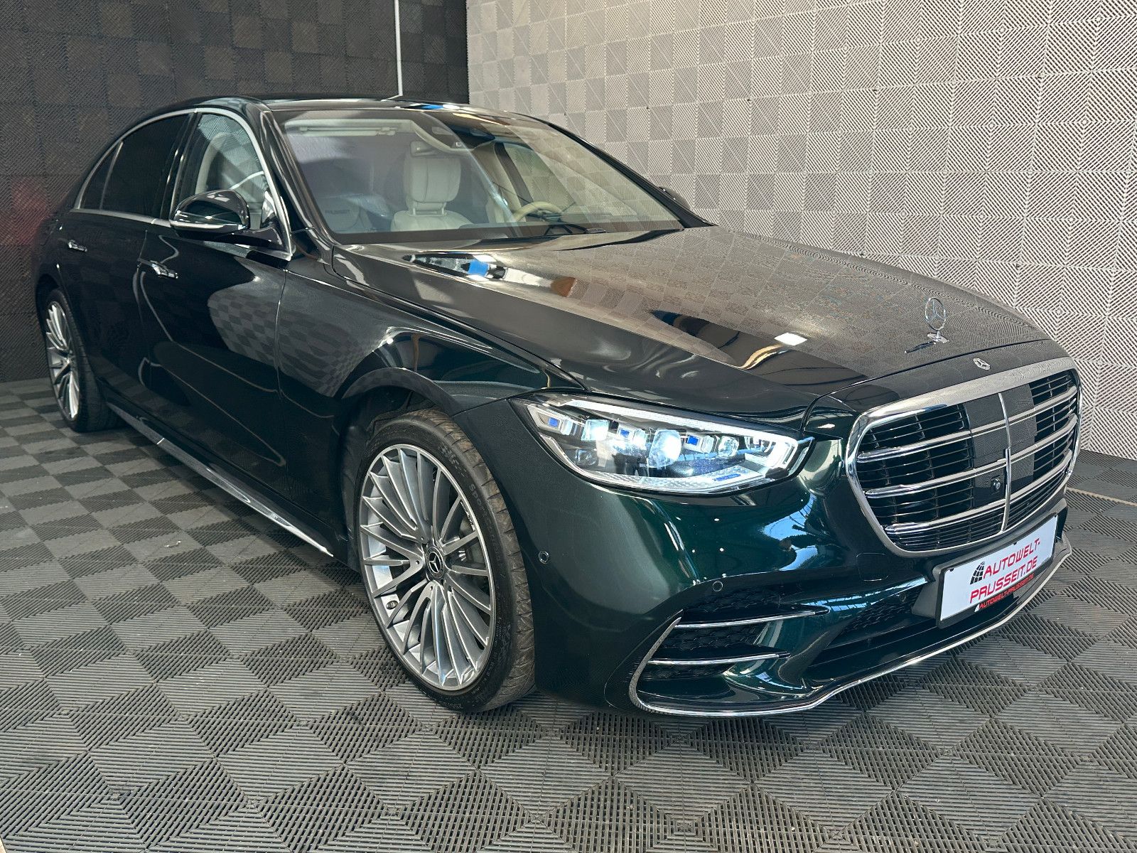 Gebrauchtwagen Mercedes-Benz S S 400d lang 4M.*AMG*CHAUFFEUR-PANO-BURMESTER-ABC in Horb am Neckar
