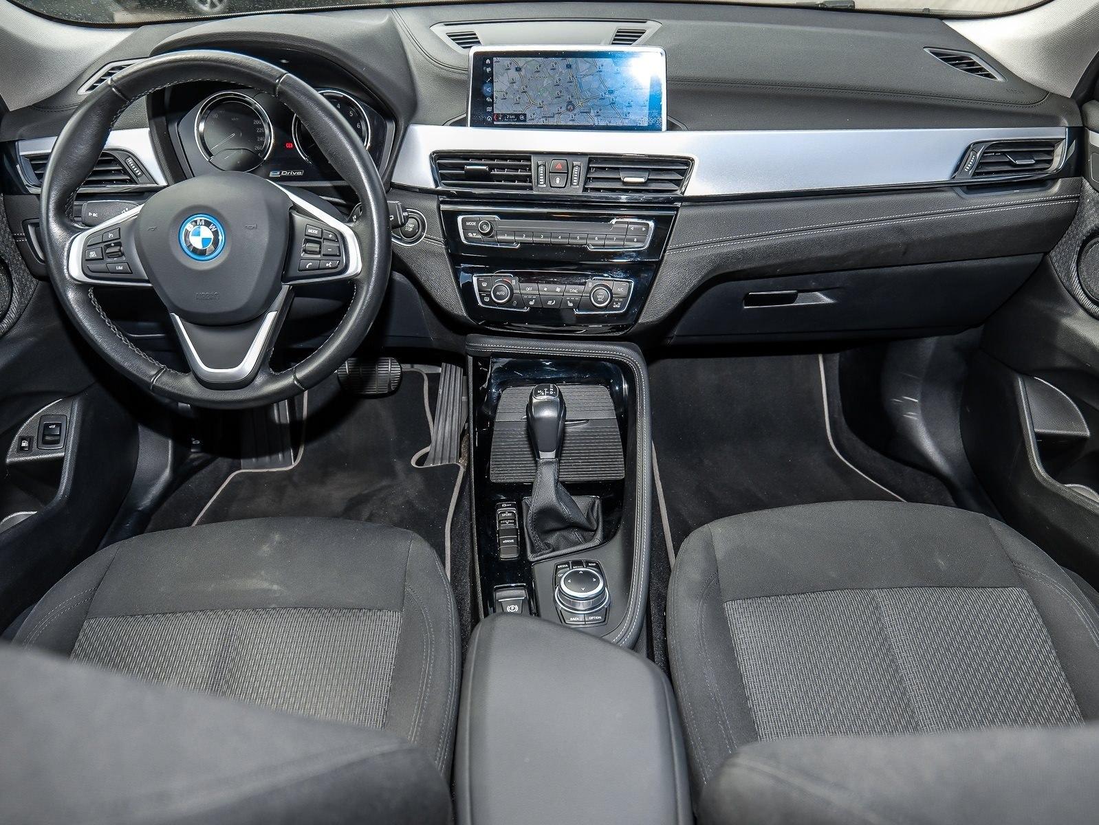 BMW X2 xDrive25e Advantage Navi LED RFK DAB