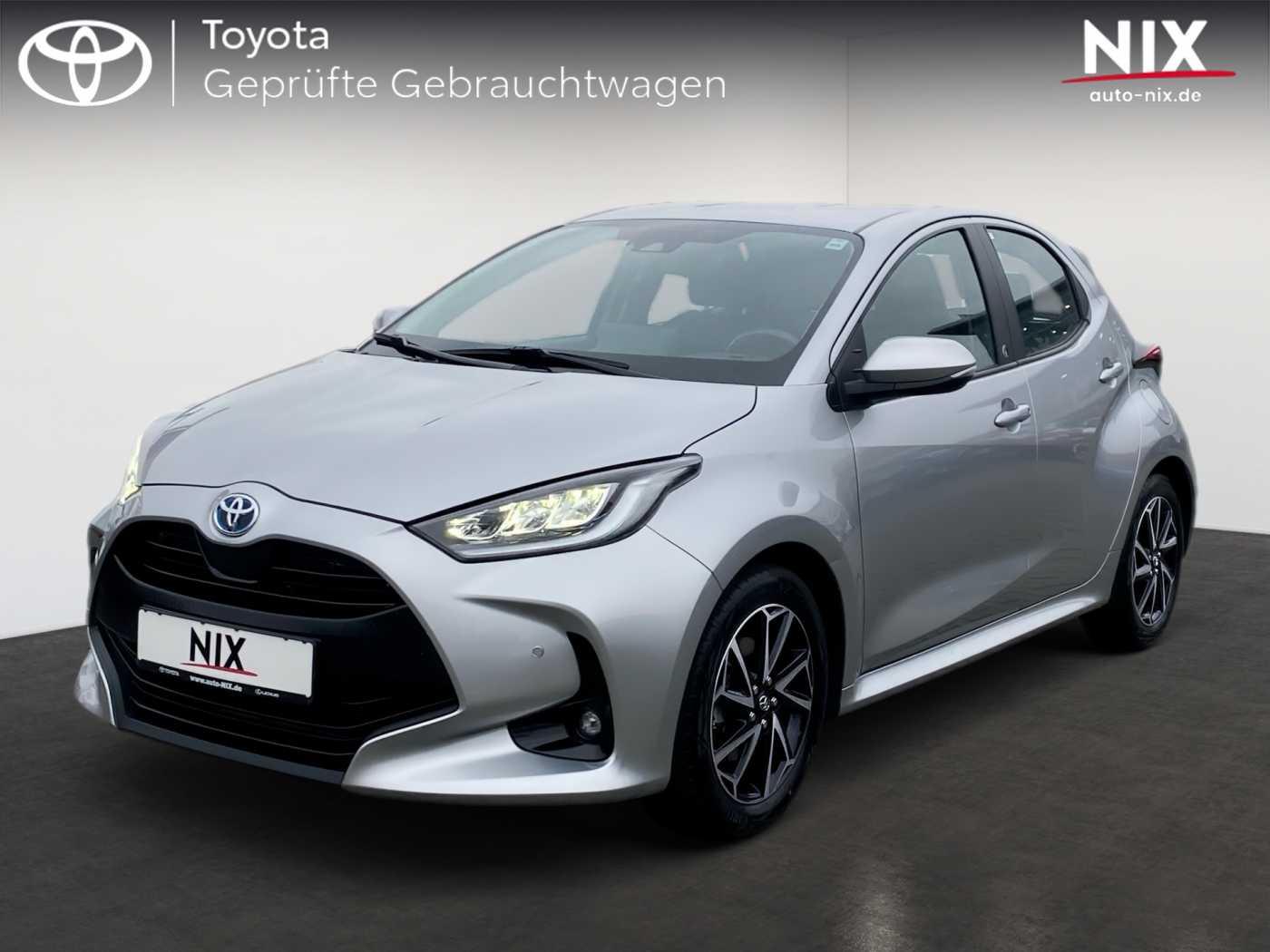 Toyota Yaris 1.5 Hybrid Team D SHZ LED PDC KLIMA