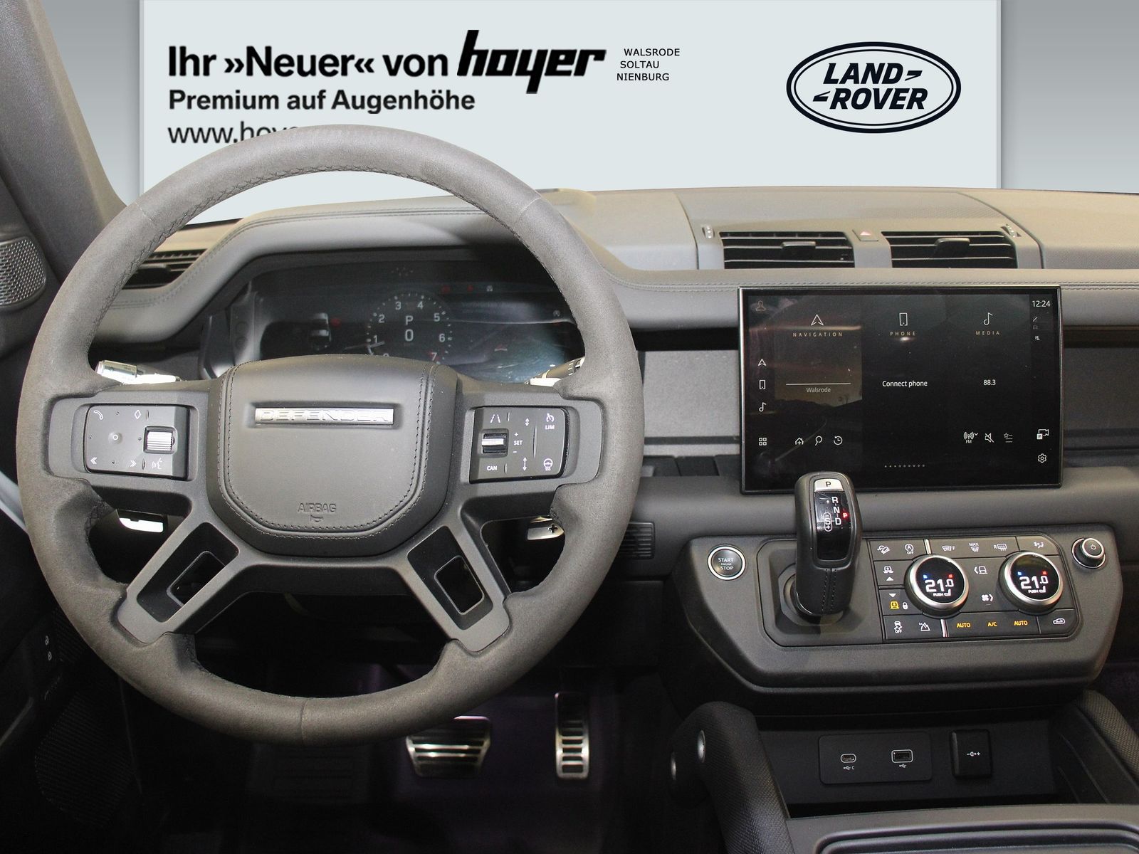 Land Rover Defender 90 P525 V8 Black Pack foto 5
