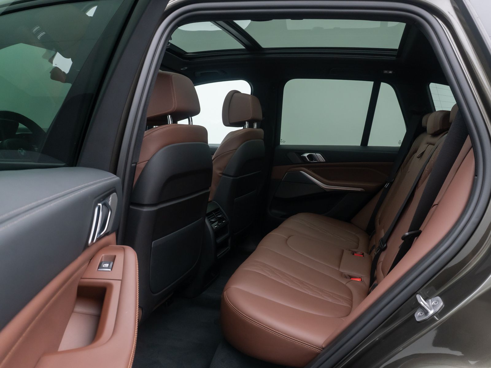 Fahrzeugabbildung BMW X5 xD40d M Sport AHK 360&deg; H/K Panorama Laser 22"