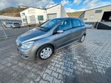 Mercedes-Benz Mercedes Benz B 180 D Klima / Sitz hzg / 8... - Mercedes-Benz B 180 aus 2008