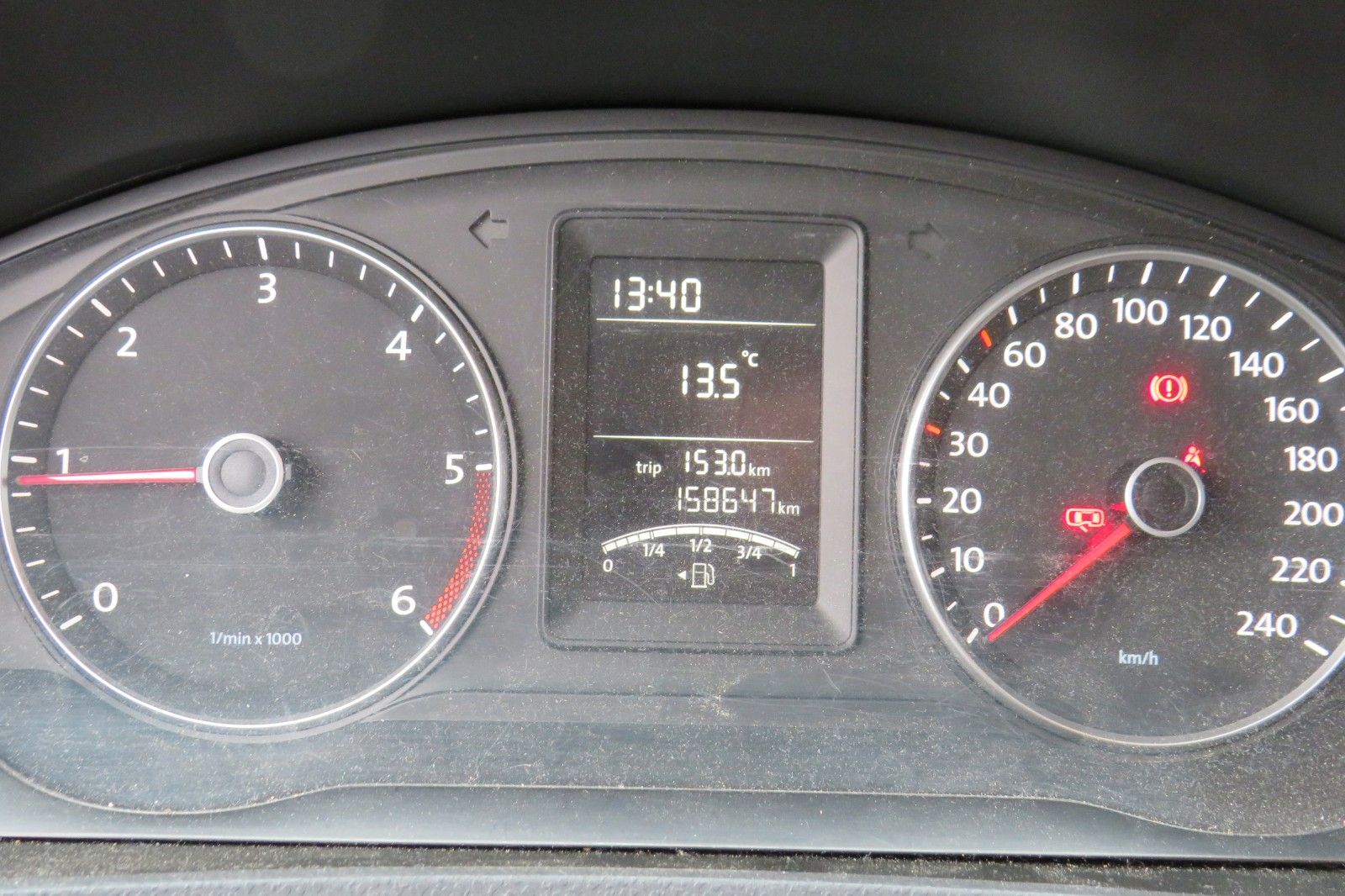 Fahrzeugabbildung Volkswagen T5 Kombi 4-Motion AHK 7 Sitz 158.000km